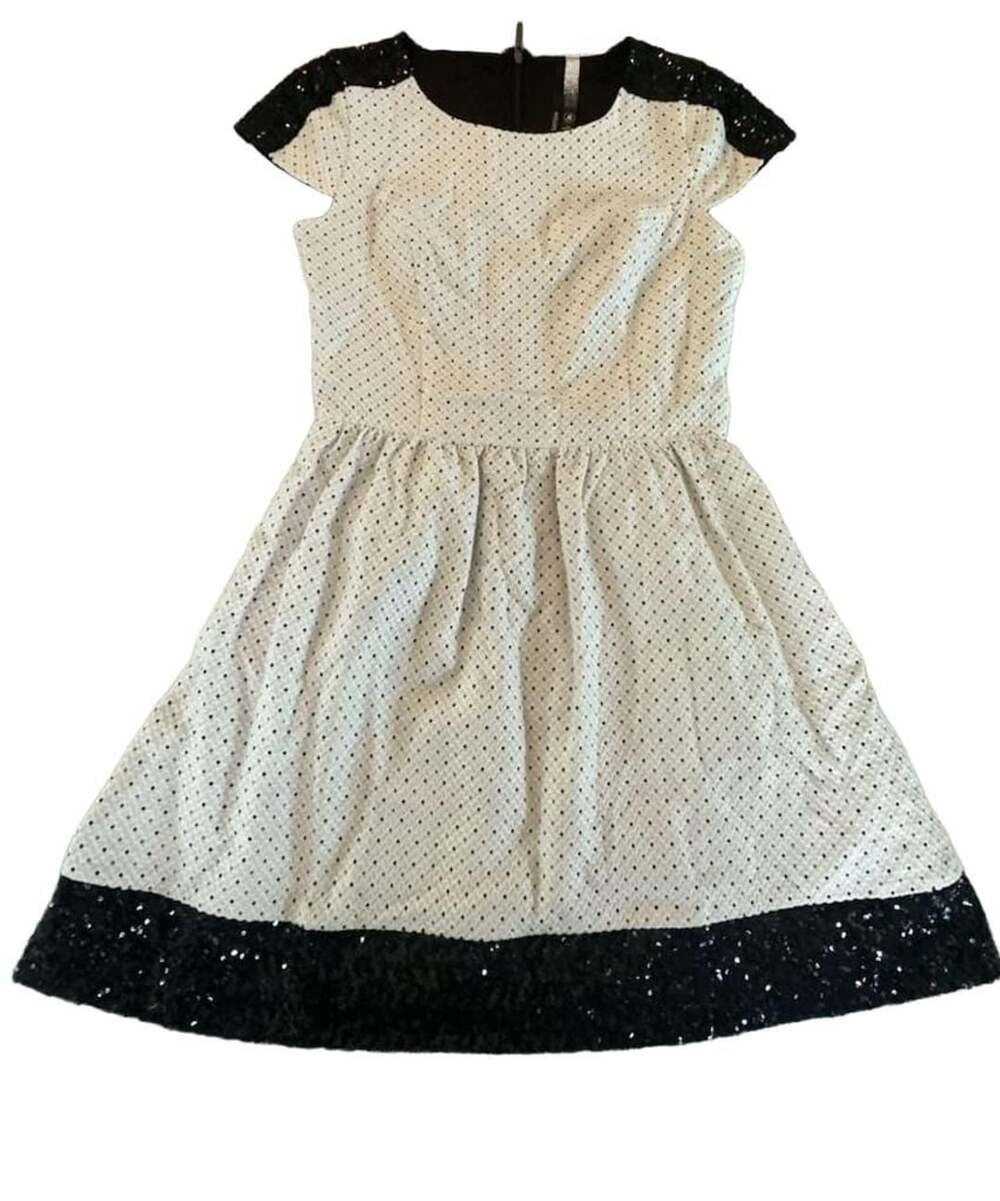Size S Kensie Women's Cream & Black Polka Dot Textured Flare Dress with Sequin T